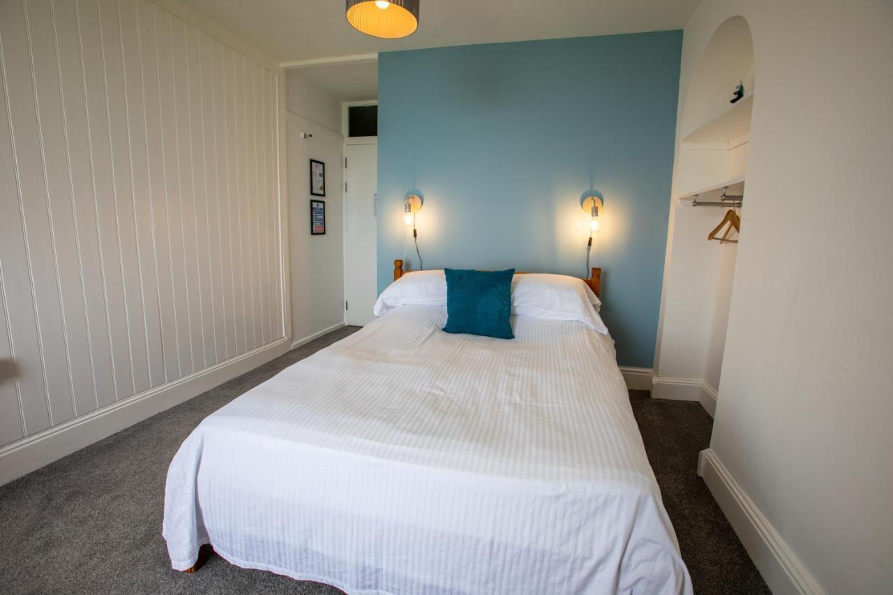 Oa Surf Club Bed & Breakfast Bude Dış mekan fotoğraf